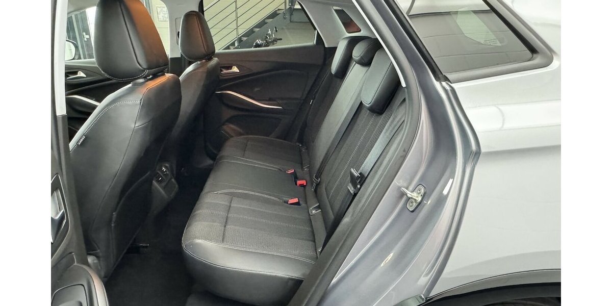 Opel Grandland 1.2 Turbo GS Line CarPlay Cam 7.412 km 18.740 &euro; Lich 35423