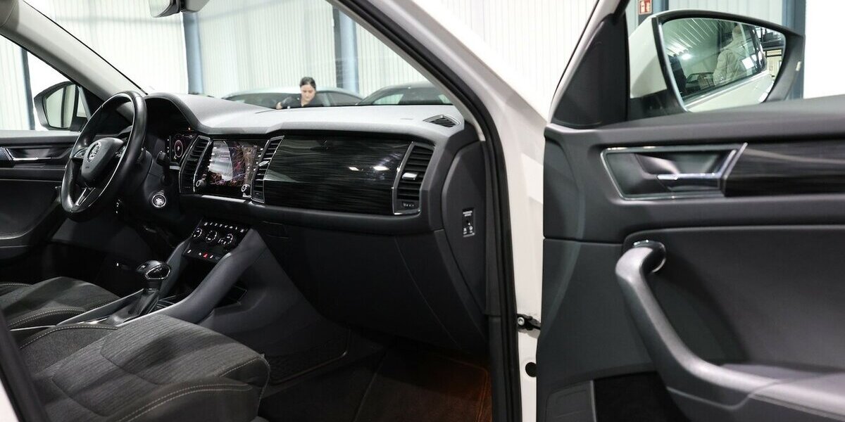 Skoda Kodiaq 2.0 TDI DSG STYLE / VIRTUAL-COCKPIT, LED 190.000 km 15.991 &euro; Hamm 59077