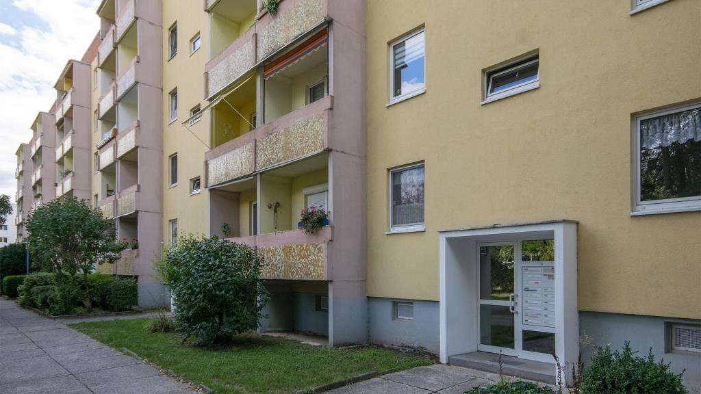 Etagenwohnung Leipzig Grünau-Ost - 1 Zimmer, 26 m&sup2;, 212&euro; | Angebot:27299039