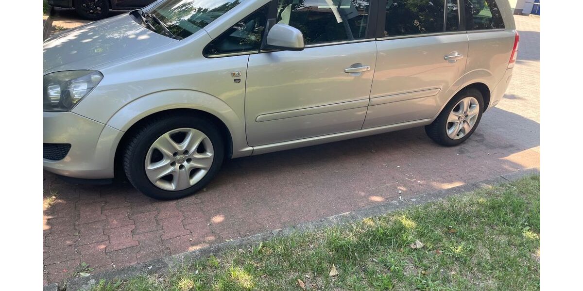 Opel Zafira 303.836 km 2.950 &euro; Hamburg 22117