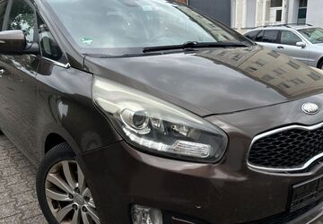 Kia Carens 216.458 km 3.490 &euro; Mönchengladbach 41063