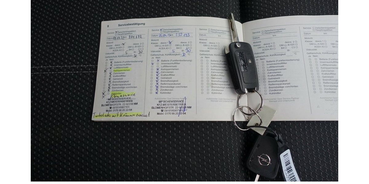 Opel Zafira Tourer Innov. OPC-Line DAB Navi Kamera 7-Si 280.700 km 6.950 &euro; Neumarkt/OPf 92318