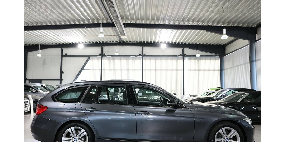 BMW 318d Touring blue PERFORMANCE SPORT / PANORAMA 80.000 km 13.777 &euro; Hamm 59077