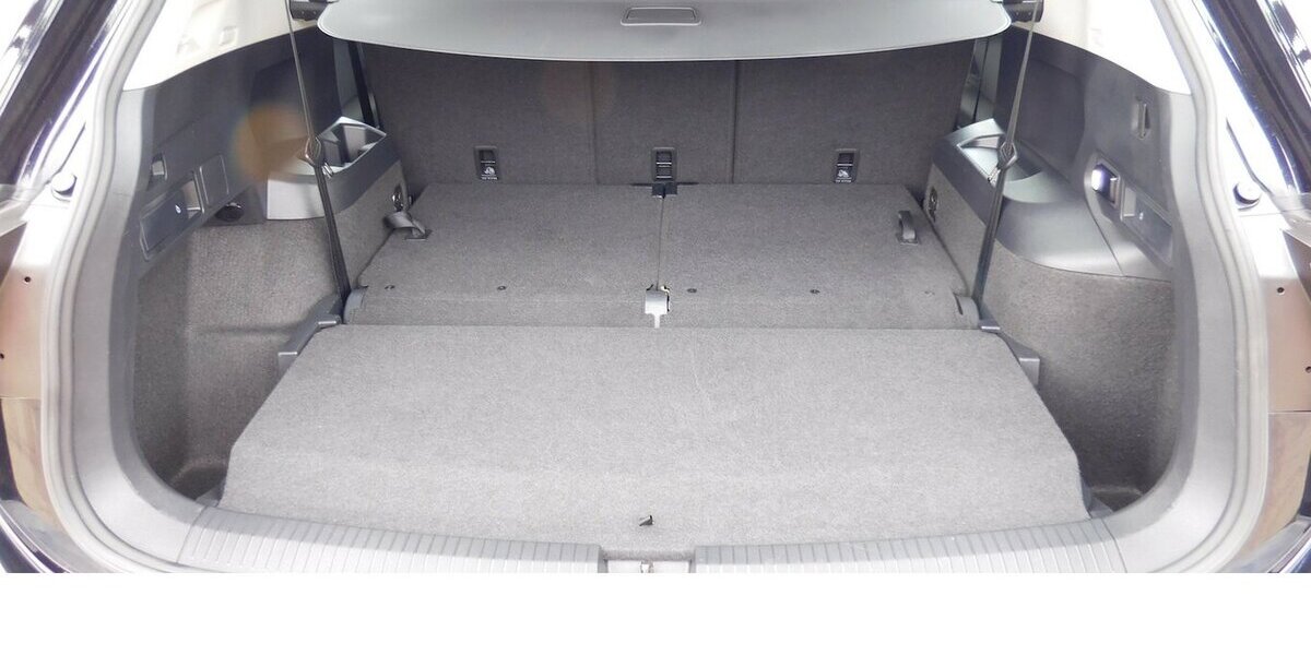 VW Tiguan Allspace 1.5 TSI Life 7 Sitze Navi DSG 30.900 km 28.990 &euro; Vordorf 38533