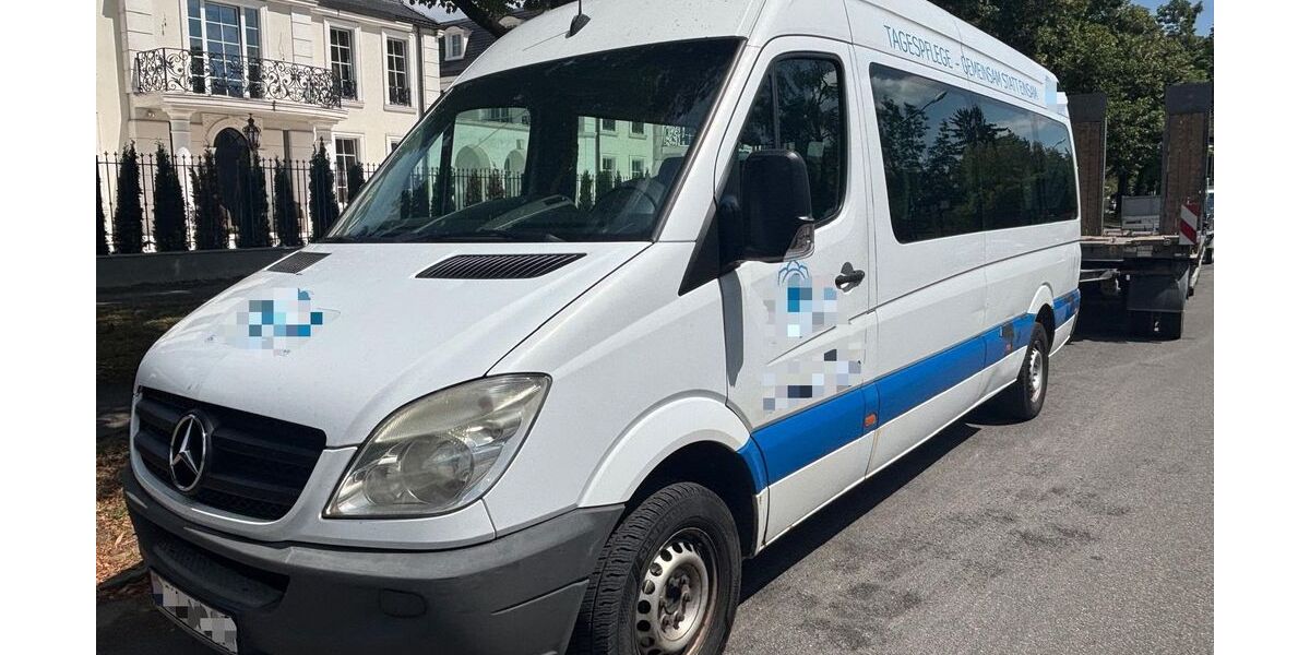 Mercedes-Benz Sprinter 453.000 km 8.990 &euro; München 81825