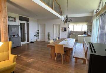 Wohnung Berglern - 5 Zimmer, 187 m&sup2;, 1.600&euro; | Angebot:27311143