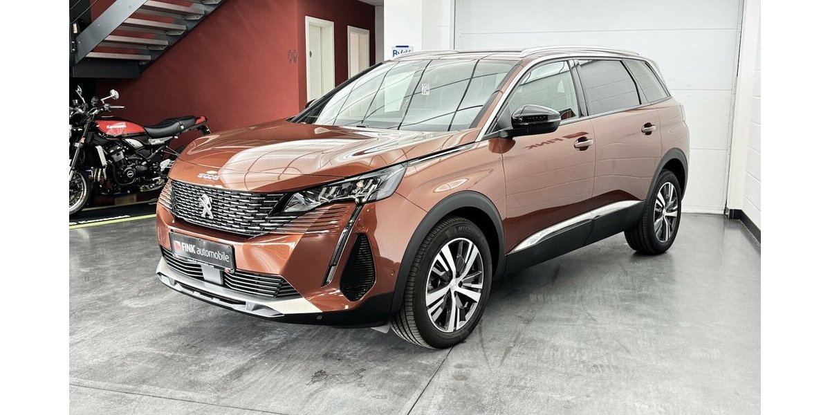 Peugeot 5008 Puretech 130 Allure 1.Hand 7 Sitze Carplay 23.100 km 23.890 &euro; Lich 35423