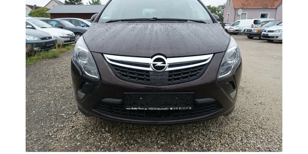 Opel Zafira Tourer Innov. OPC-Line DAB Navi Kamera 7-Si 280.700 km 6.950 &euro; Neumarkt/OPf 92318