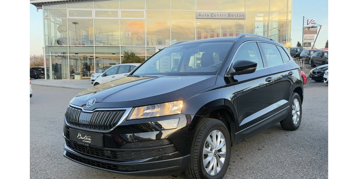 Skoda Karoq 1.5 TSI AMBITION/DSG/KAMERA/NAVI/PDC/DAB 163.970 km 14.900 &euro; Villingen-Schwenningen 78054