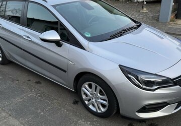 Opel Astra Klima Navi Temp CarPlay 1.Hd 37.000 km !!! 37.000 km 12.750 &euro; Erftstadt 50374