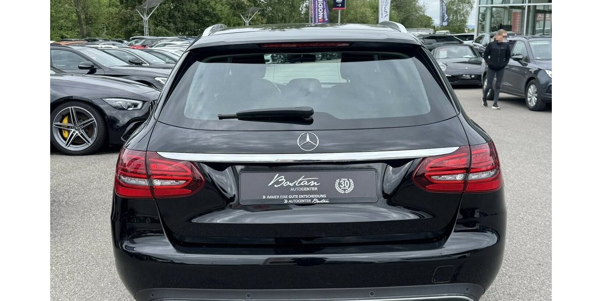 Mercedes-Benz C 220 d 4 MATIC T- MODELL/KAMERA/AHK/NAVI/1.HAND 60.042 km 24.800 &euro; Villingen-Schwenningen 78054