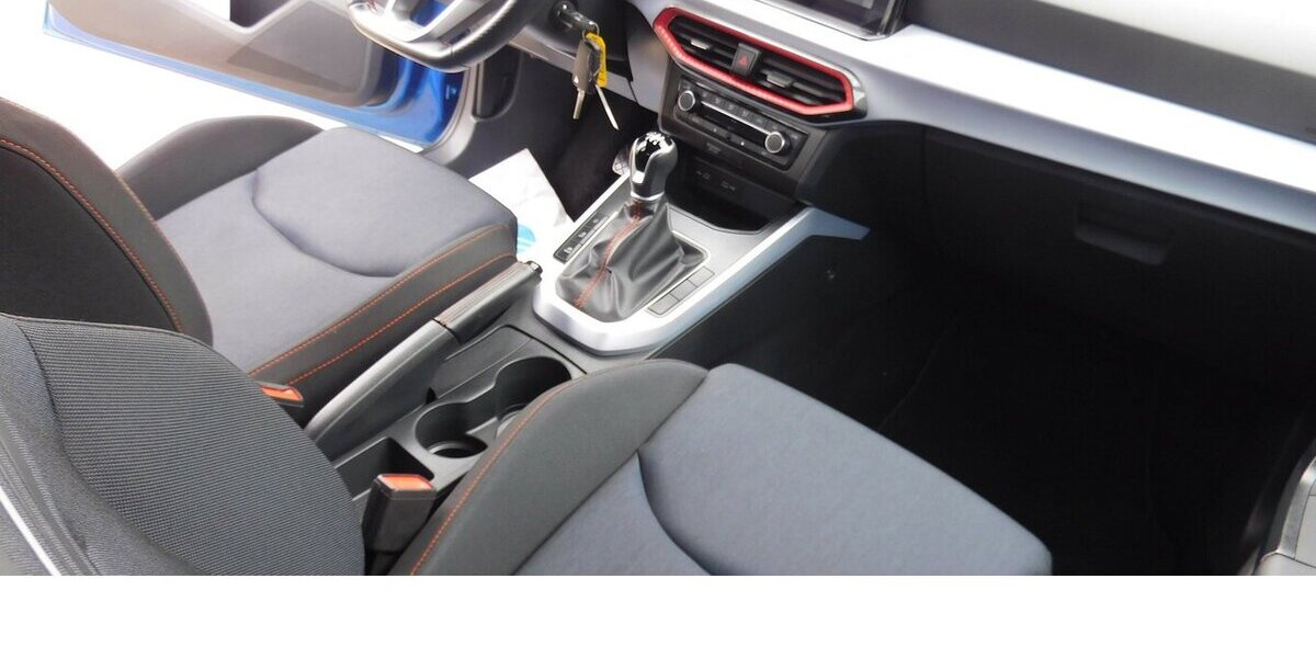 Seat Arona 1.0 FR-Line TSI BMT Navi Klima Alu 16.000 km 17.690 &euro; Vordorf 38533