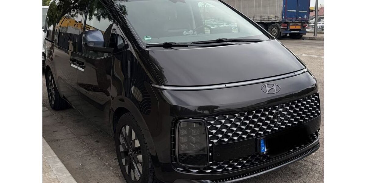 Hyundai STARIA 78.000 km 35.900 &euro; Lünen 44536