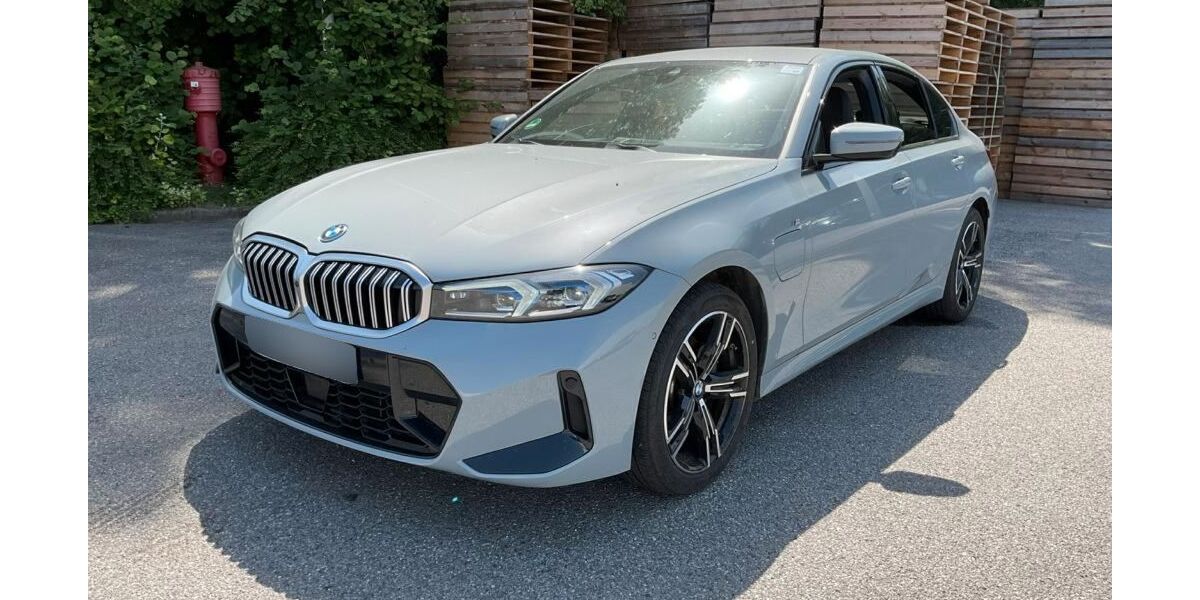 BMW 330 22.220 km 42.480 &euro; Amberg 92224