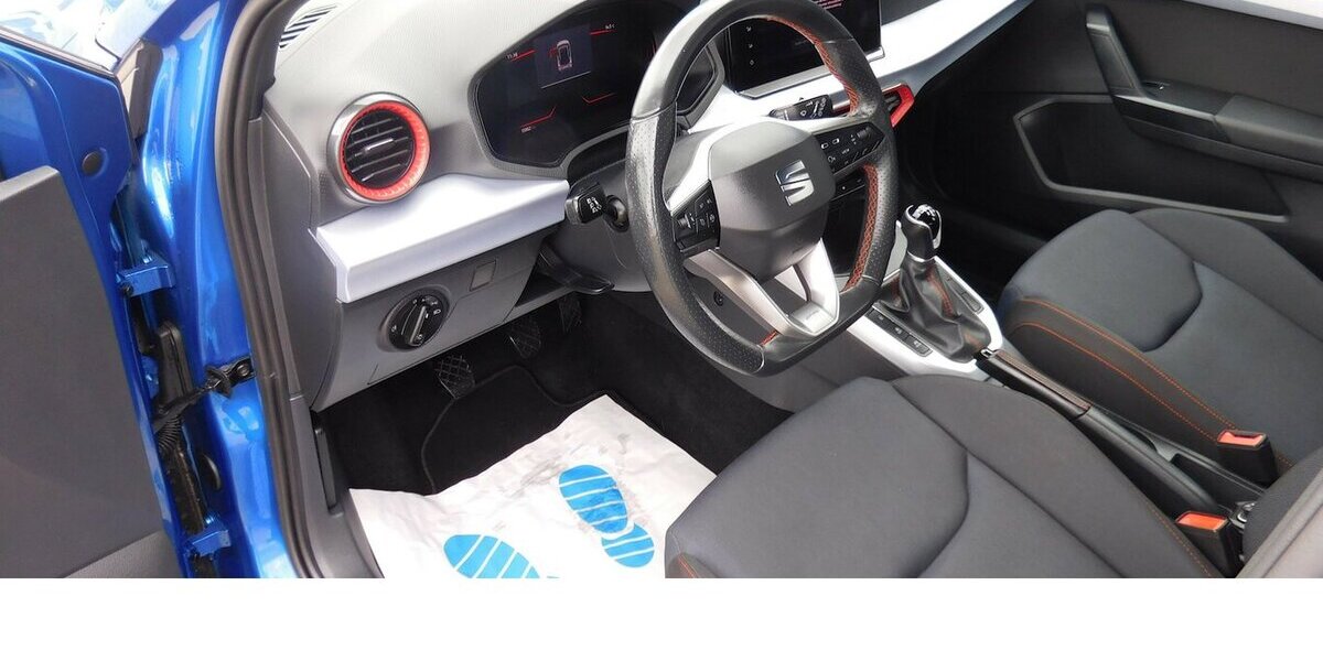 Seat Arona 1.0 FR-Line TSI BMT Navi Klima Alu 16.000 km 17.690 &euro; Vordorf 38533