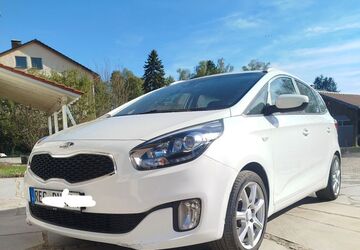 Kia Carens 243.000 km 5.750 &euro; Bischofsmais 94253