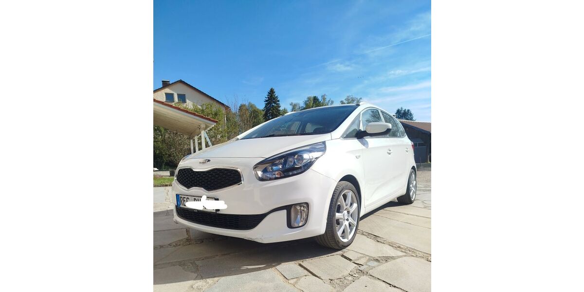 Kia Carens 243.000 km 5.750 &euro; Bischofsmais 94253