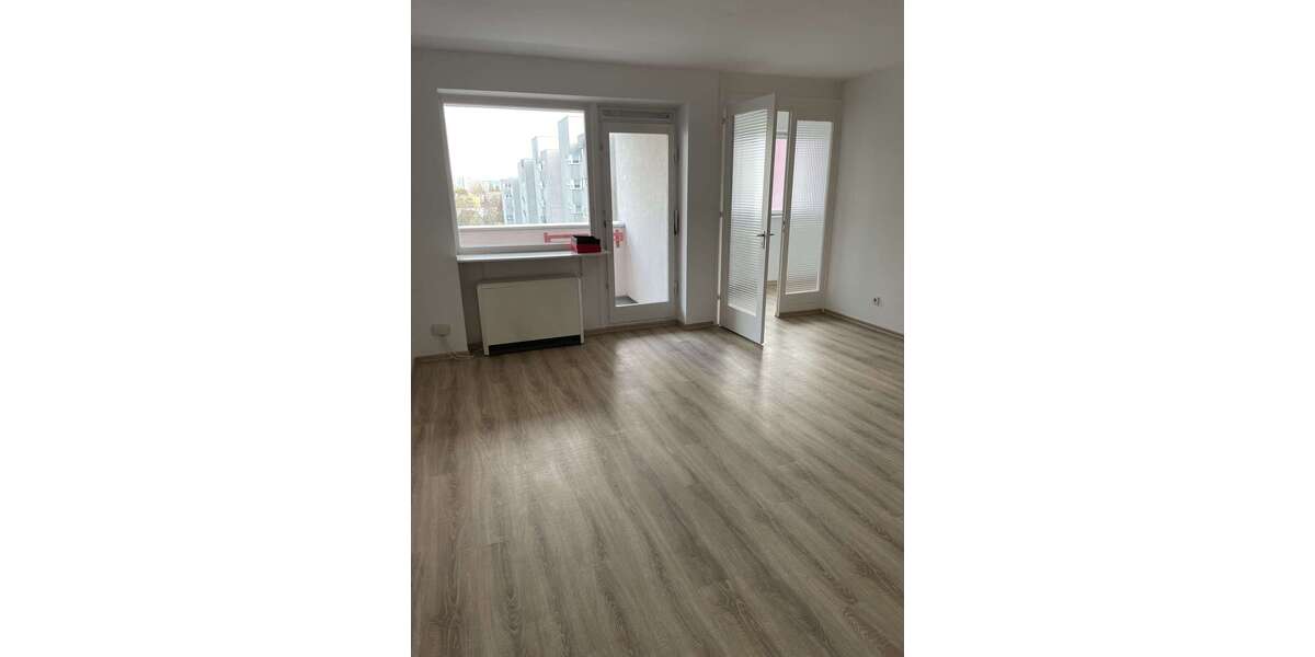 Etagenwohnung Berlin Staaken - 1 Zimmer, 43 m&sup2;, 340&euro; | Angebot:27302127
