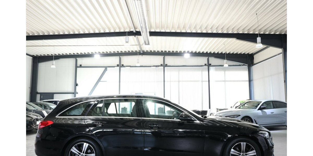 Mercedes-Benz C 220 d T AVANTGARDE ADVANCED / LASER, DISTRONIC 82.000 km 27.777 &euro; Hamm 59077