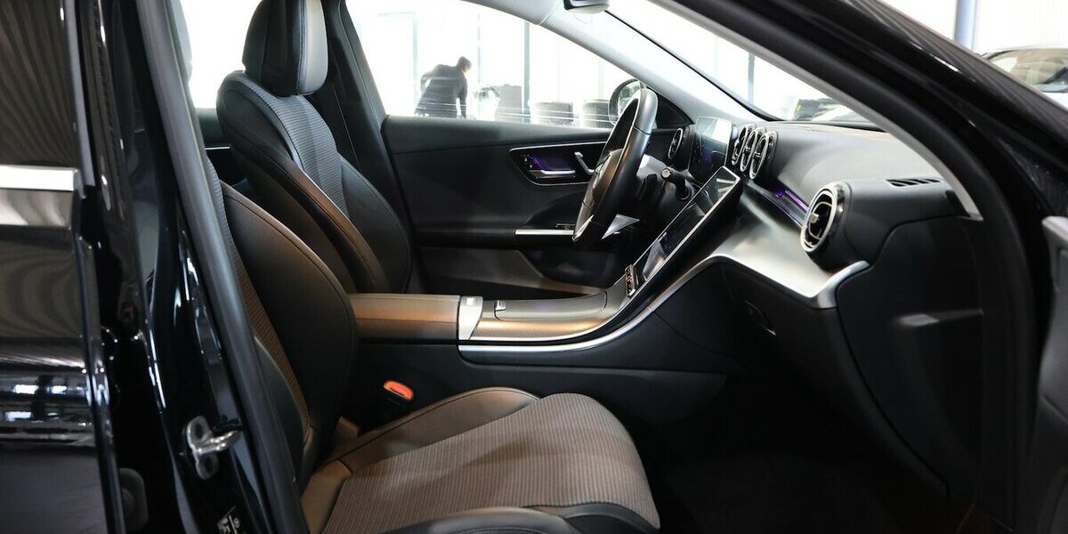 Mercedes-Benz C 220 d T AVANTGARDE ADVANCED / LASER, DISTRONIC 82.000 km 27.777 &euro; Hamm 59077