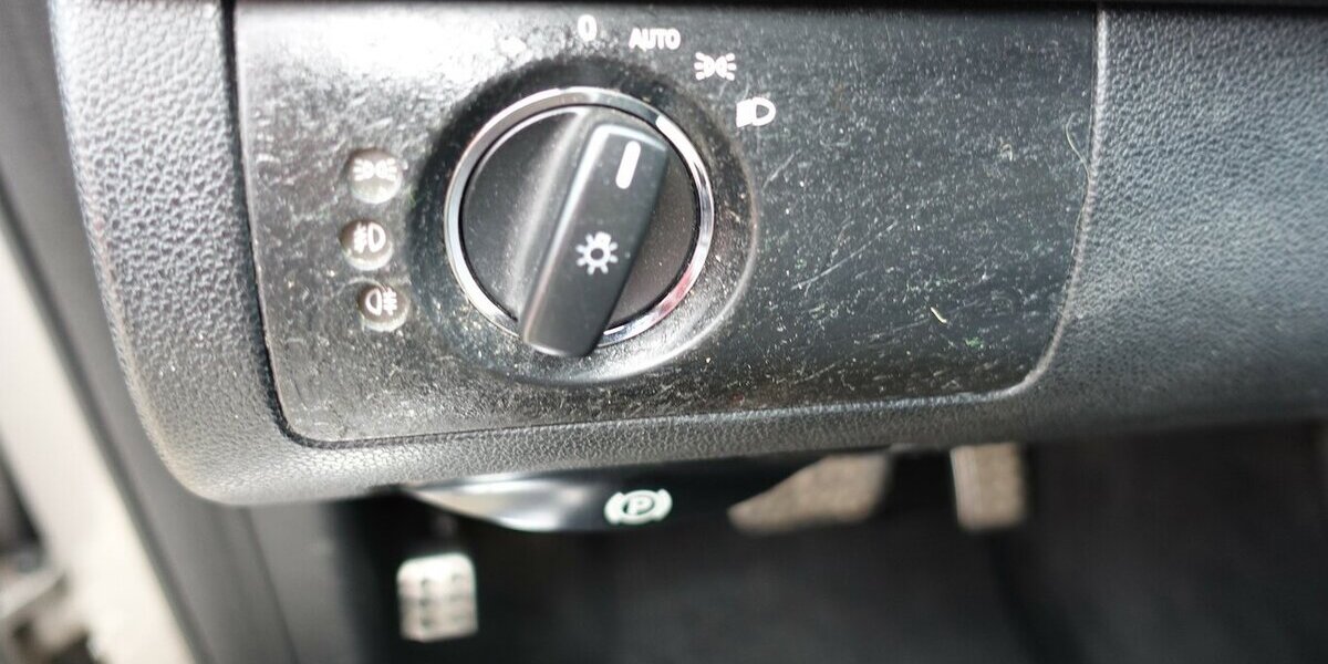 Mercedes-Benz ML 320 CDI Bi-Xenon Sportp. AHK 8x Alu eGHSD Memor 303.200 km 7.950 &euro; Neumarkt/OPf 92318