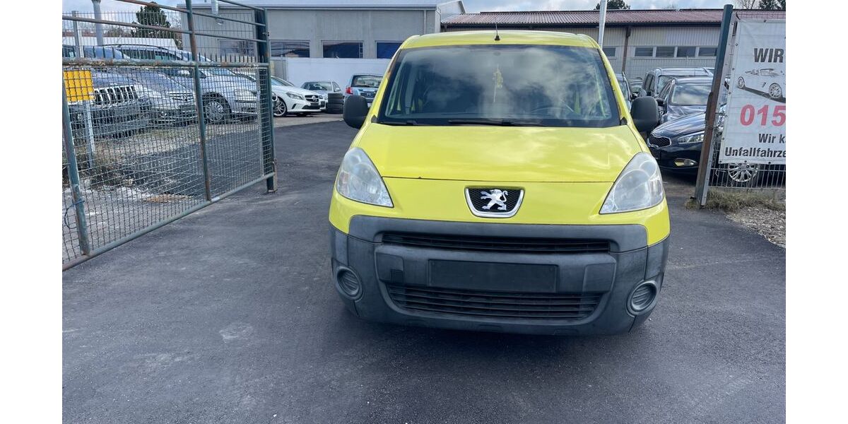 Peugeot Partner 270.000 km 1.150 &euro; Trossingen 78647