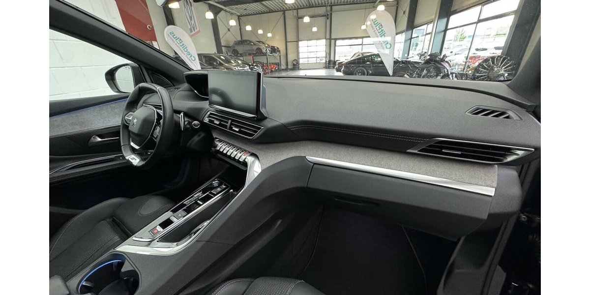 Peugeot 3008 GT 130 Puretech EAT8 1.Hand AHK 49.200 km 21.720 &euro; Lich 35423