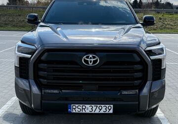 Toyota Tundra 27.500 km 66.500 &euro; GOGOLOW 