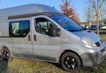 Renault Trafic 218.700 km 5.200 &euro; karlsruhe 76187
