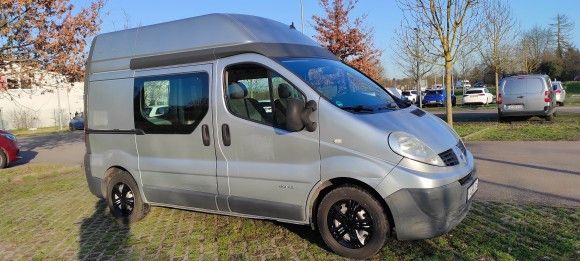 Renault Trafic 218.700 km 5.200 &euro; karlsruhe 76187