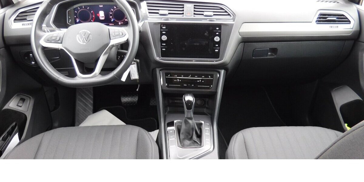 VW Tiguan Allspace 1.5 TSI Life 7 Sitze Navi DSG 30.700 km 28.990 &euro; Vordorf 38533