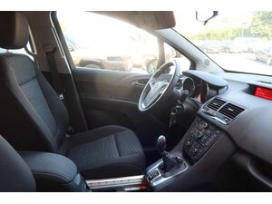Opel Meriva B Style 22.950 km 8.490 &euro; Bad Endbach 35080
