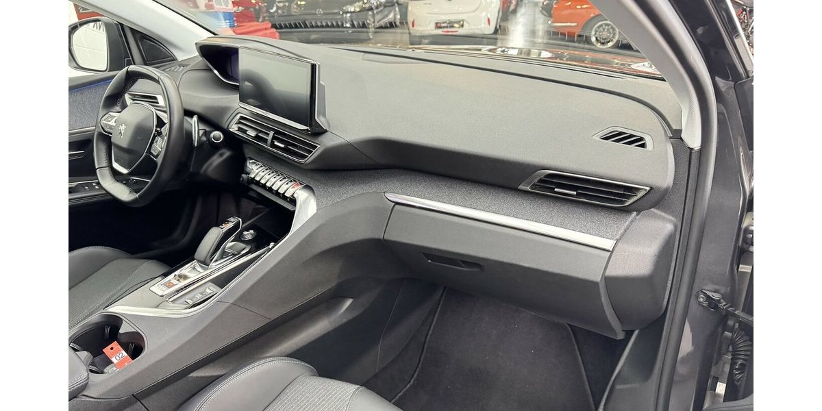 Peugeot 3008 1.6 225 Allure 1.Hand Pack Plug-In Hybrid 51.950 km 20.540 &euro; Lich 35423