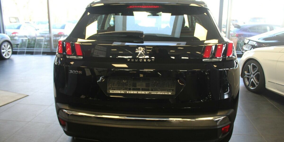 Peugeot 3008 PureTech 130 Stop&Start Crossway 39.028 km 13.980 &euro; Euskirchen 53881