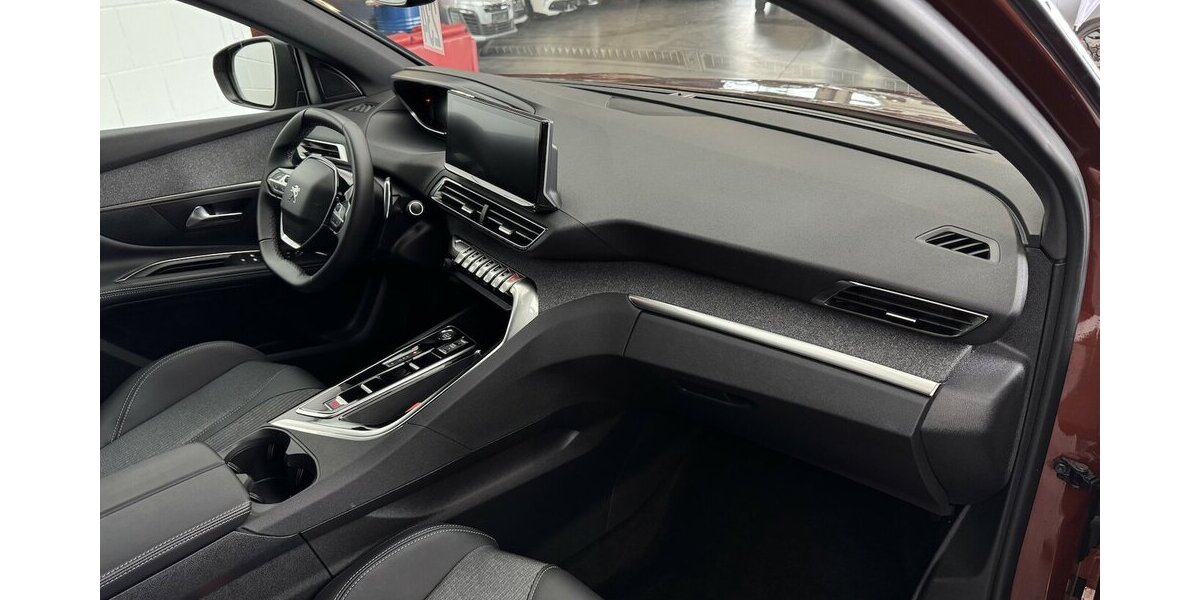 Peugeot 5008 Puretech 130 Allure 1.Hand 7 Sitze Carplay 23.100 km 23.890 &euro; Lich 35423