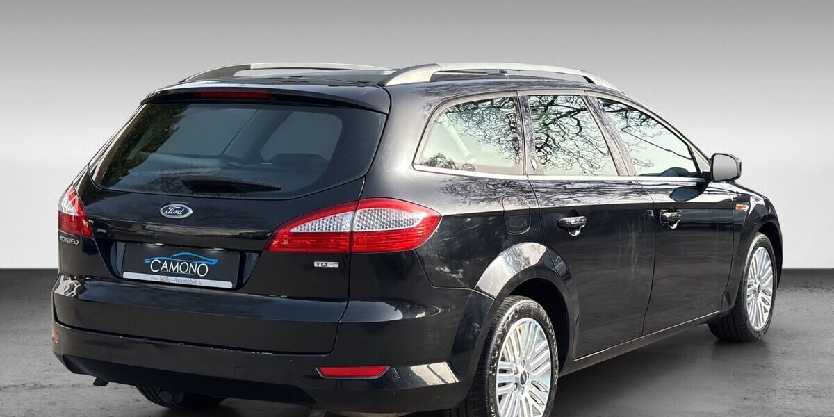 Ford Mondeo Ghia X Klima Tempo Sitzhzg. BI-Xenon AHK 248.720 km 2.500 &euro; Wuppertal 42327