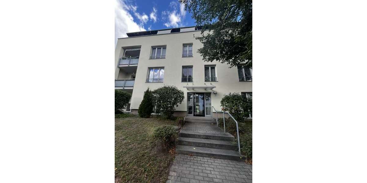Etagenwohnung Dresden Mickten - 2 Zimmer, 66 m&sup2;, 633&euro; | Angebot:27314055