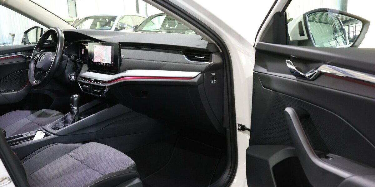 Skoda Octavia Combi 2.0 TDI FIRST-EDITION WHITE / LED 152.000 km 13.444 &euro; Hamm 59077