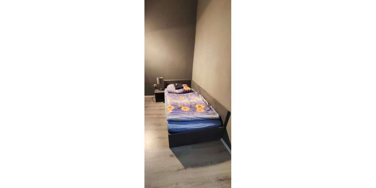 Etagenwohnung Fürth Eigenes Heim - 1 Zimmer, 12 m&sup2;, 340&euro; | Angebot:27291919