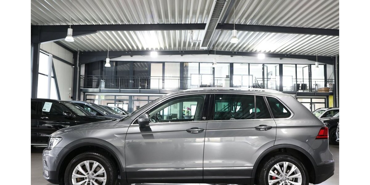 VW Tiguan 2.0 TSI DSG 4M SOUND / PANORAMA / LED 128.000 km 18.555 &euro; Hamm 59077