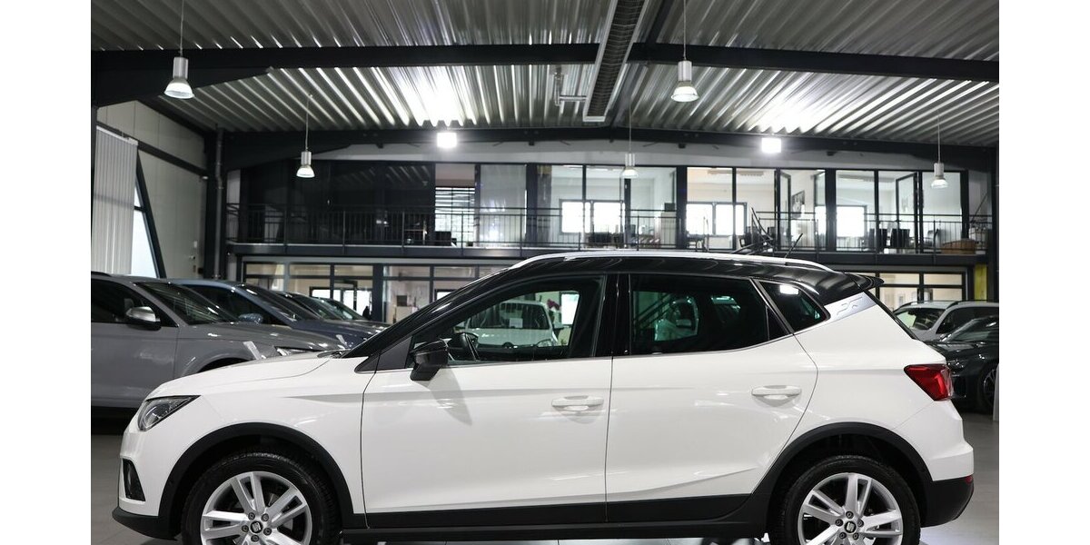 Seat Arona 1.5 TSI XCELLENCE FR-SPORT / WHITE & BLACK 90.000 km 14.881 &euro; Hamm 59077