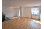 Dachgeschoßwohnung Hartheim am Rhein - 5 Zimmer, 132 m&sup2;, 1.520&euro; | Angebot:25106805