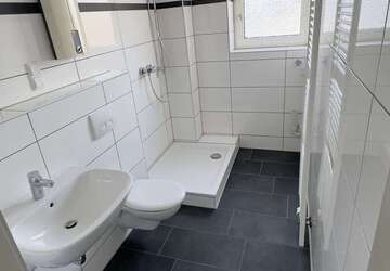 Wohnung Kaarst Büttgen - 1 Zimmer, 42 m&sup2;, 461&euro; | Angebot:27300073
