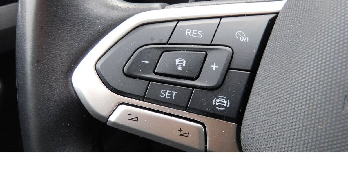 VW T-Cross 1.0 Style BMT TSI Klima Navi 20.000 km 17.990 &euro; Vordorf 38533