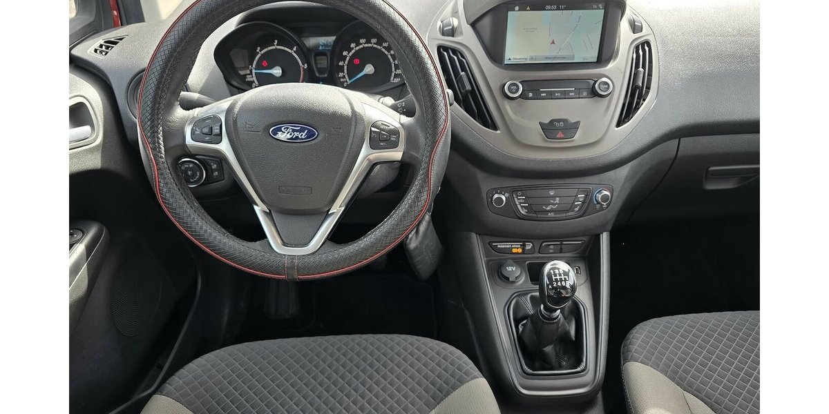Ford Tourneo Courier 1.5 TDCI/NAVI/KAMERA/1.HAND 90.365 km 10.900 &euro; Villingen-Schwenningen 78054