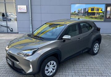 Toyota Yaris 20.000 km 20.990 &euro; Lohne 49393