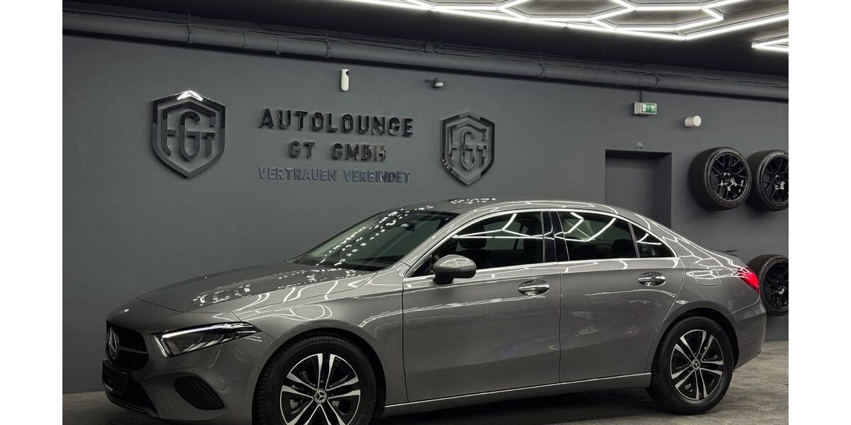 Mercedes-Benz A 180 17.000 km 26.900 &euro; Berlin 12351