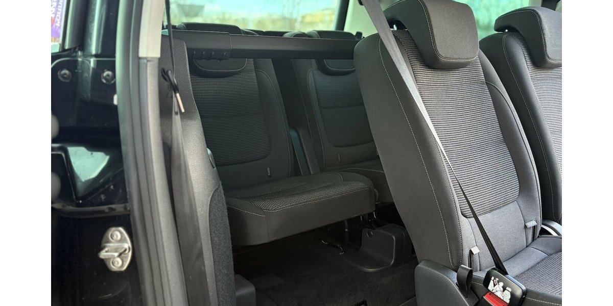VW Sharan 2.0 TDI Comfortline 7.SITZ/NAVI/SHZ/DSG 107.728 km 20.900 &euro; Villingen-Schwenningen 78054