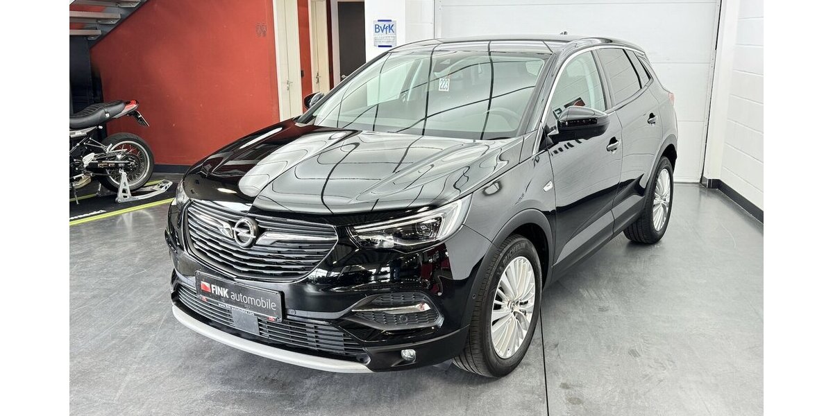 Opel Grandland 1.2 Turbo Innovation Navi Winterpaket 65.200 km 11.999 &euro; Lich 35423