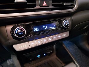 Hyundai Kona Prime 2WD H-UP Kam Navi SHZ LHZ ACC 27.595 km 20.880 &euro; HAAN 42781